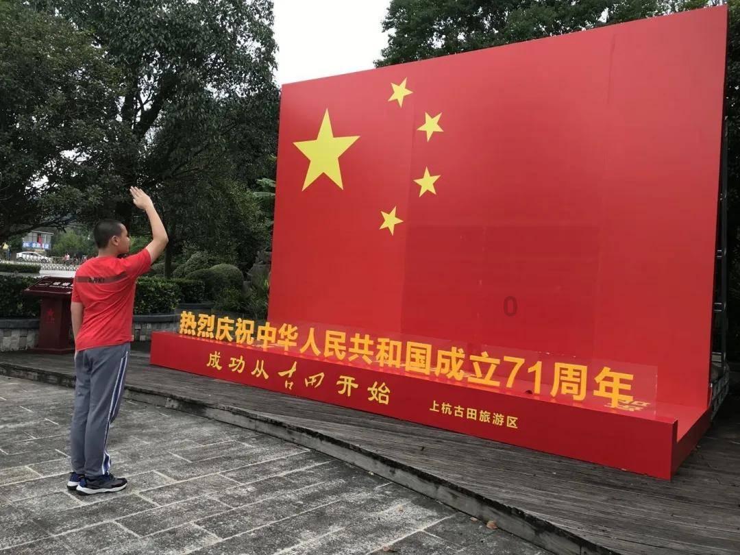 多拿2亿元发年终奖结果“人手一台格力G3手机”?格力电器:假的